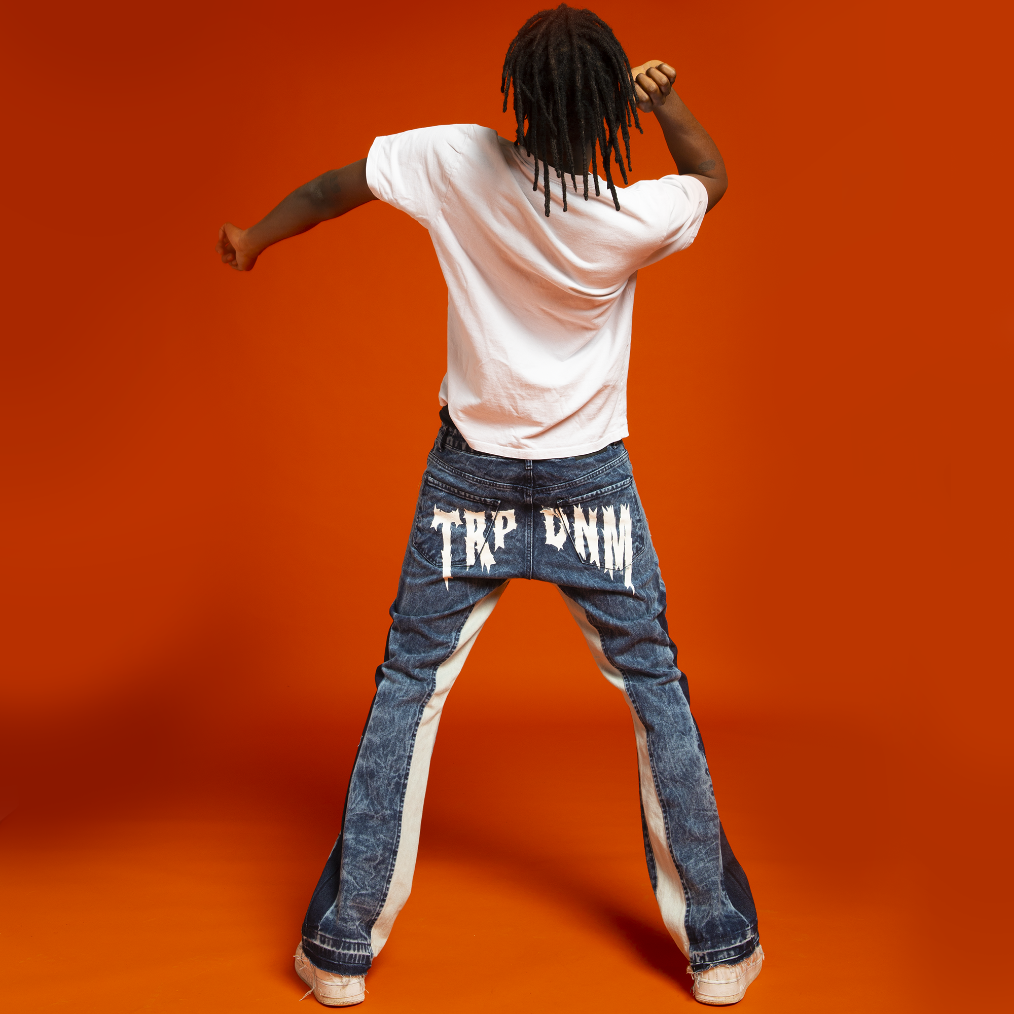 Double knee flare denim "IGNIS" collection